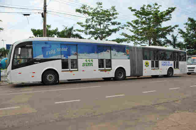 Prefeitura da Capital apresenta novos ônibus para acabar com caos no transporte coletivo