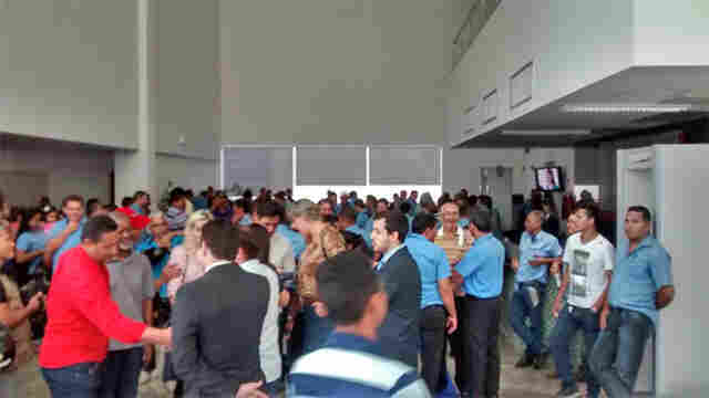 Consórcio diz que apenas respeita laudos médicos que declaram inaptidão de trabalhadores