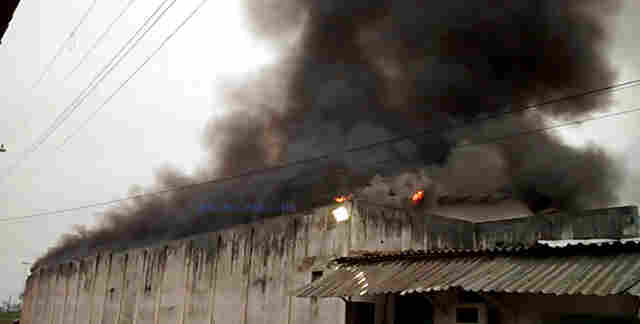 Vídeo: Aumenta tensão em presídio incendiado na Capital