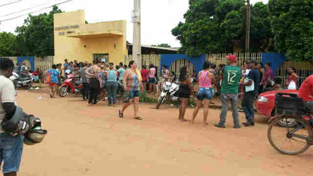 Pais protestam em escola da Zona Sul de Porto Velho