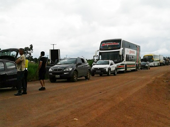 BR-364 SEGUE FECHADA NA PONTA DO ABUNÃ