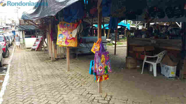 Sem fiscalização, camelôs tomam conta de Porto Velho; Cheia é a desculpa oficial