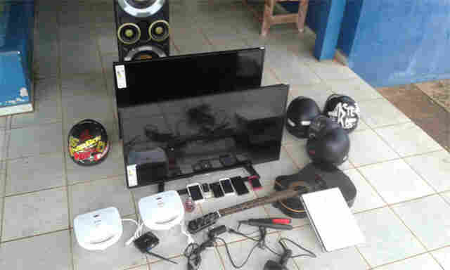 Polícia Civil recupera objetos de furto e prende acusados em flagrante