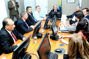 Raupp, Marinha, governador Confúcio e Pimentel tratam com Marcelo Castro sobre ações para saúde em Rondônia