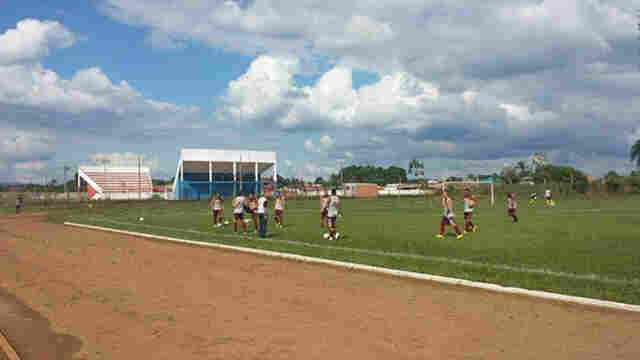 Genus entra em campo com reservas diante do Morumbi