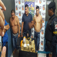 TRIO É PRESO COM 20 QUILOS DE COCAÍNA E MACONHA