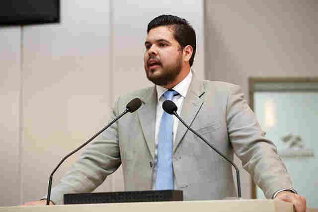 Jean Oliveira destina R$ 100 mil  para construir ponto dos mototaxis em Alta Floresta