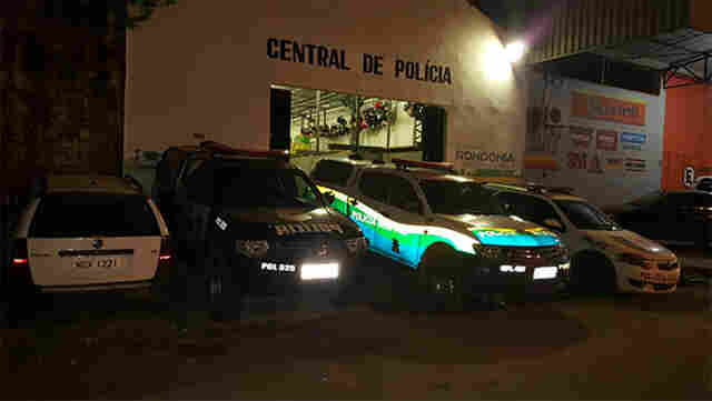 Agente penitenciário é preso armado em casa de shows