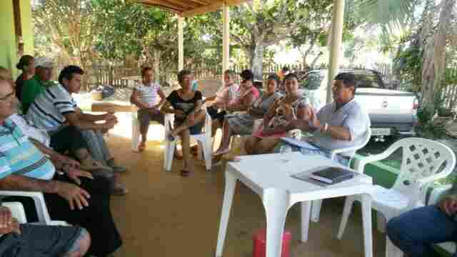 Produtores rurais de Jaru recebem calcário para fazer melhorias no solo