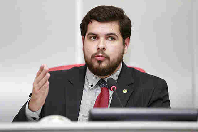 DER atende cobrança do deputado Jean Oliveira e inicia recuperação da RO-490