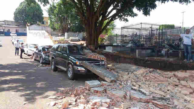 Muro do cemitério passou por manutenção há seis meses, garante Semusb
