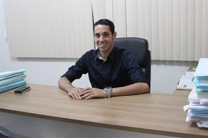 Irmã e prefeito de Monte Negro são condenados improbidade administrativa