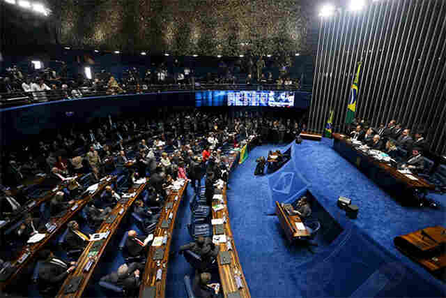 FIM DA ERA PT: DILMA É AFASTADA DEFINITIVAMENTE DA PRESIDÊNCIA