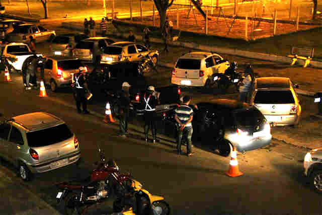 Polícia divulga dados da Operação Lei Seca: 247 motoristas autuados