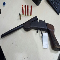 Família denuncia ameaças e jovem acaba preso com arma