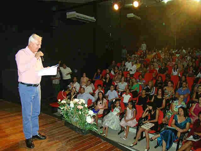 Deputado Airton participa de concerto de piano de cauda em Ji-Paraná