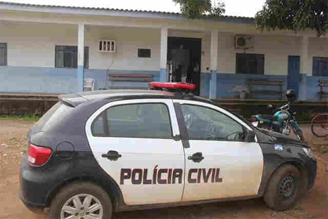 Delegados entregam cargos de direção e só cumprem expediente normal nas DPs