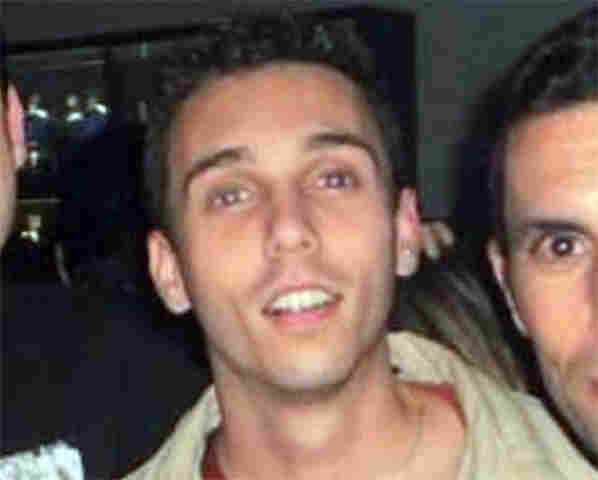 Corpo de perito criminal é encontrado nos fundos de teatro