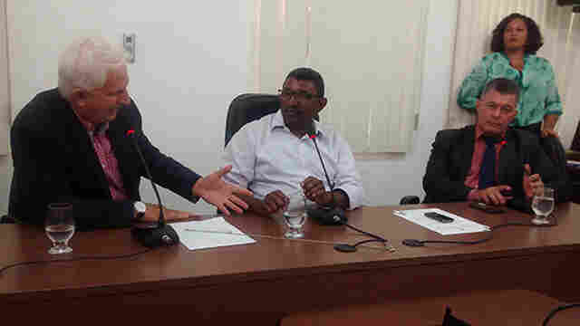 Deputado Airton pede construção de cabeceiras de pontes na RO 458 entre Candeias e Triunfo