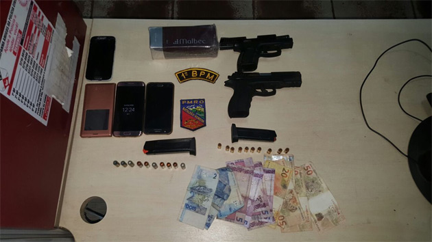 Polícia frustra assalto a comércio e prende dois ladrões
