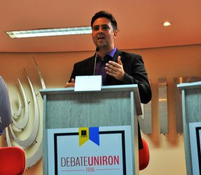 Léo defende convocação de aprovados