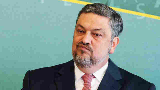 Polícia Federal prende ex-ministro Antonio Palocci na 35ª fase da Lava Jato