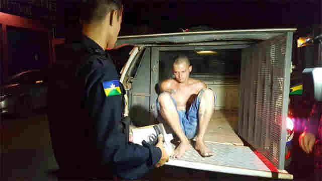 Homem é preso após &#101;xecutar ex-presidiário e trocar tiros com a PM