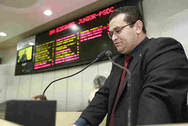 Ezequiel Júnior lamenta falecimento da matriarca da União do Vegetal