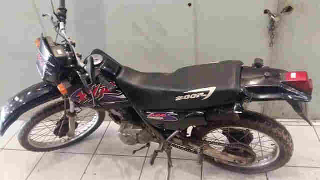 PM prende foragido da Justiça e recupera veiculo roubado