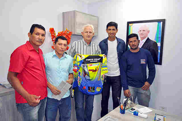 Equipe de ciclismo participa de competição em Ariquemes com apoio de Airton Gurgacz