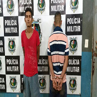 Dupla circulava com motocicleta furtada há seis dias na capital