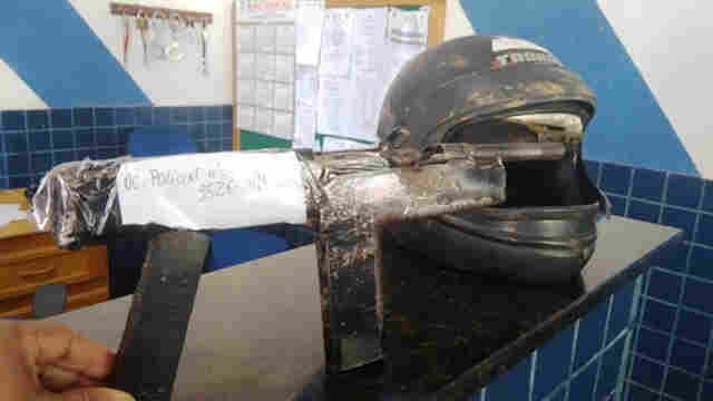 Em Ouro Preto, ladrão apanha no 3º assalto e foge largando arma para trás