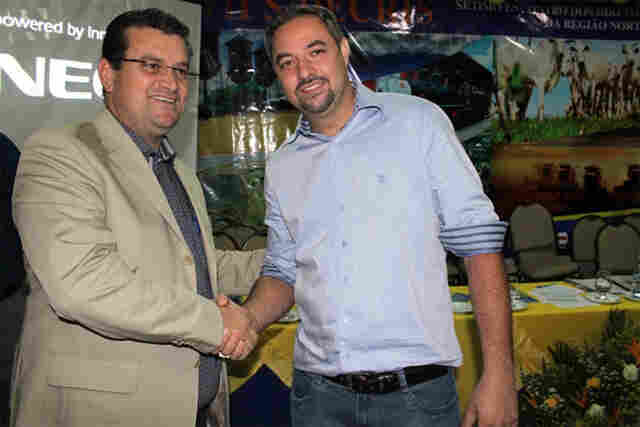 Deputado Ezequiel Júnior firma compromisso com Panisoly em prol de Ouro Preto