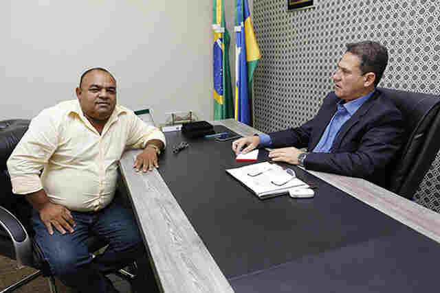 Maurão de Carvalho intercede e Sesdec vai garantir delegado permanente em Nova Mamoré