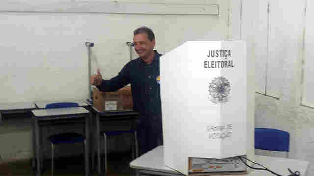 Vídeo: Hildon vota com a certeza de que comandará a grande mudança