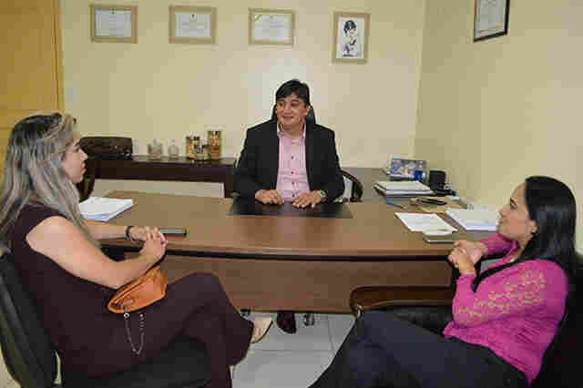 Cleiton Roque e presidente do PSB Mulher discutem apoio para Rolim de Moura