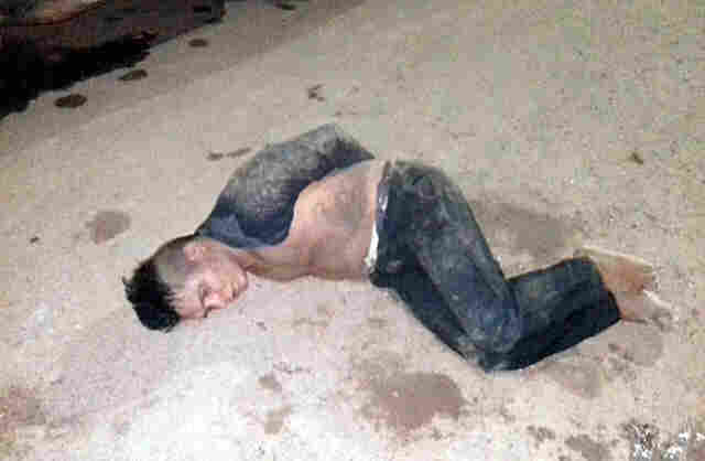 Pipoqueiro é esfaqueado dentro de ônibus após atingir bandido com panela