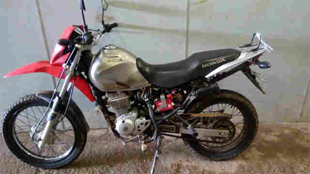 Durante abordagem, celular recebe alerta de roubo e dupla é presa