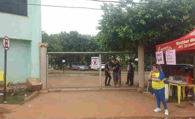 Prova começa às 11h30min em Rondônia; Atrasados querem fazer redação no domingo