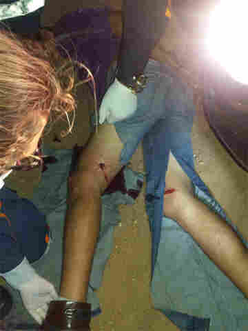 Ladrão agride família, rouba caminhonete e acaba baleado por policiais durante fuga