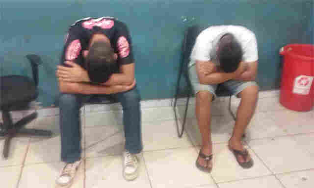 Dupla é flagrada com moto roubada; adolescente foi detido há uma semana por roubo