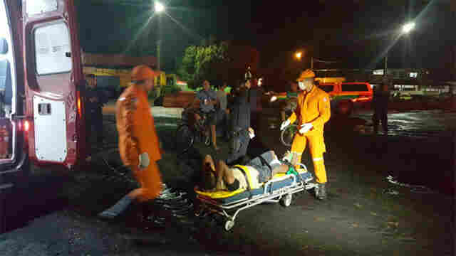 Adolescente colide em mureta ao fugir da polícia com moto roubada