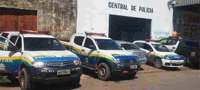 Homem agride esposa e filha de 3 anos e ameaça colocar fogo na casa da sogra