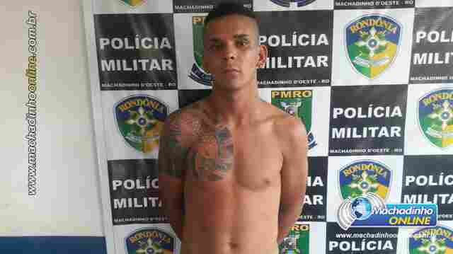 Dupla corta tornozeleira eletrônica para roubar e acaba presa