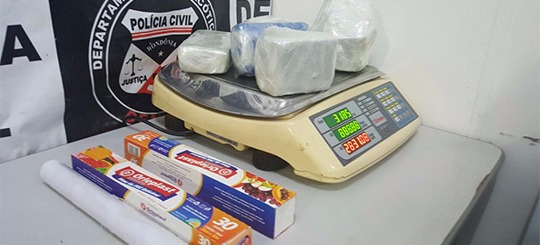 Polícia prende jovem com quase 10 quilos de maconha da Zona Norte