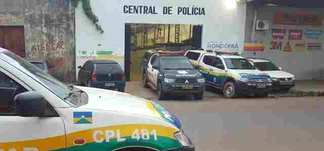 Jovem é preso por roubar ventilador após ver outras pessoas furtando residência