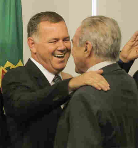 Deputado Lúcio Mosquini discute regularização fundiária com presidente Michel Temer