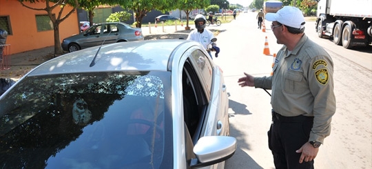 Agentes de trânsito já aplicaram mais de 14 mil multas neste ano em Porto Velho