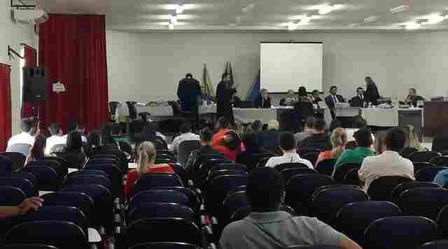 Começam interrogatórios dos réus no quarto dia de júri em Cacoal