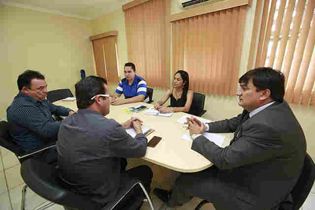 Cleiton Roque assegura benefícios para o município de Pimenta Bueno